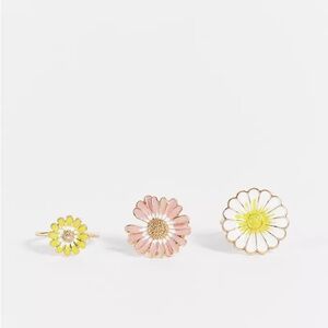 3 Gold Flower Rings Size XS/S